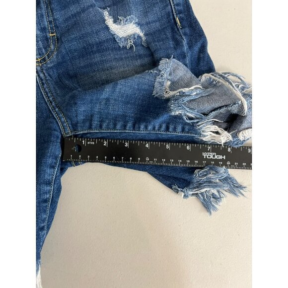 Cello Sz 3 Destructed Jean Shorts Medium Wash - Picture 7 of 8